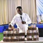 Pastor Jeremiah Shares N30 Million To Church Members To Celebrate Christmas - See Photos 2