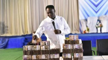 Pastor Jeremiah Shares N30 Million To Church Members To Celebrate Christmas - See Photos 4