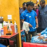 Vice President Osinbajo Makes Surprise Visit To Barbing Saloon In Abuja - See Photos 3