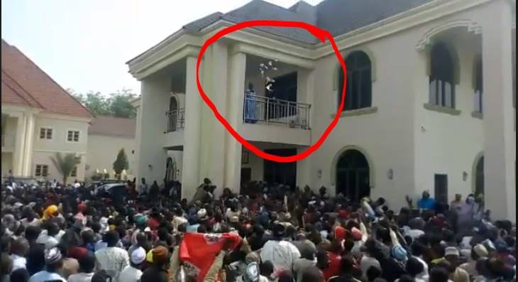 Commotion As Senator Wamakko Throws Money To His Supporters From His Mansion [Photos/Video] 1