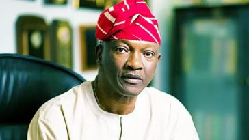Lagos PDP Governorship Candidate, Jimi Agbaje Claims That His Campaign Posters Are Being Removed 2
