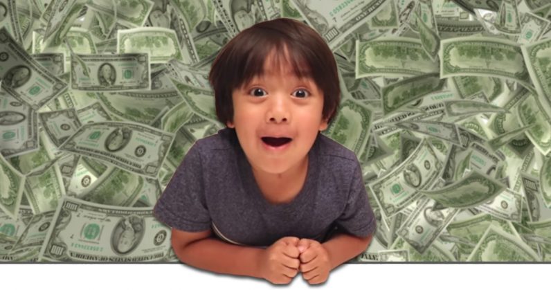 Meet The 7-Year-Old Boy Who Makes $22 Million On YouTube - See Photos 3