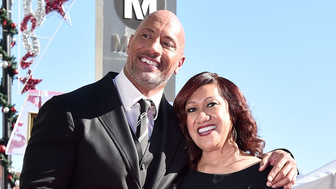 Dwayne Johnson 'The Rock' Surprises Mum With A New House For Christmas 1