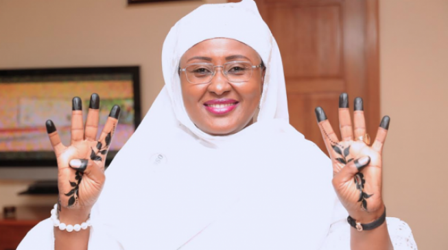 Aisha Buhari Blasts Garba Shehu: ''You Cannot Continue Taking Instruction From Mamman Daura Instead Of Buhari 31