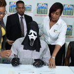 $158 Million Lottery Winner Turns Up In Mask To Avoid Being Recognised By Money-Thirsty Relatives [Photos] 14