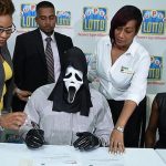 $158 Million Lottery Winner Turns Up In Mask To Avoid Being Recognised By Money-Thirsty Relatives [Photos] 3