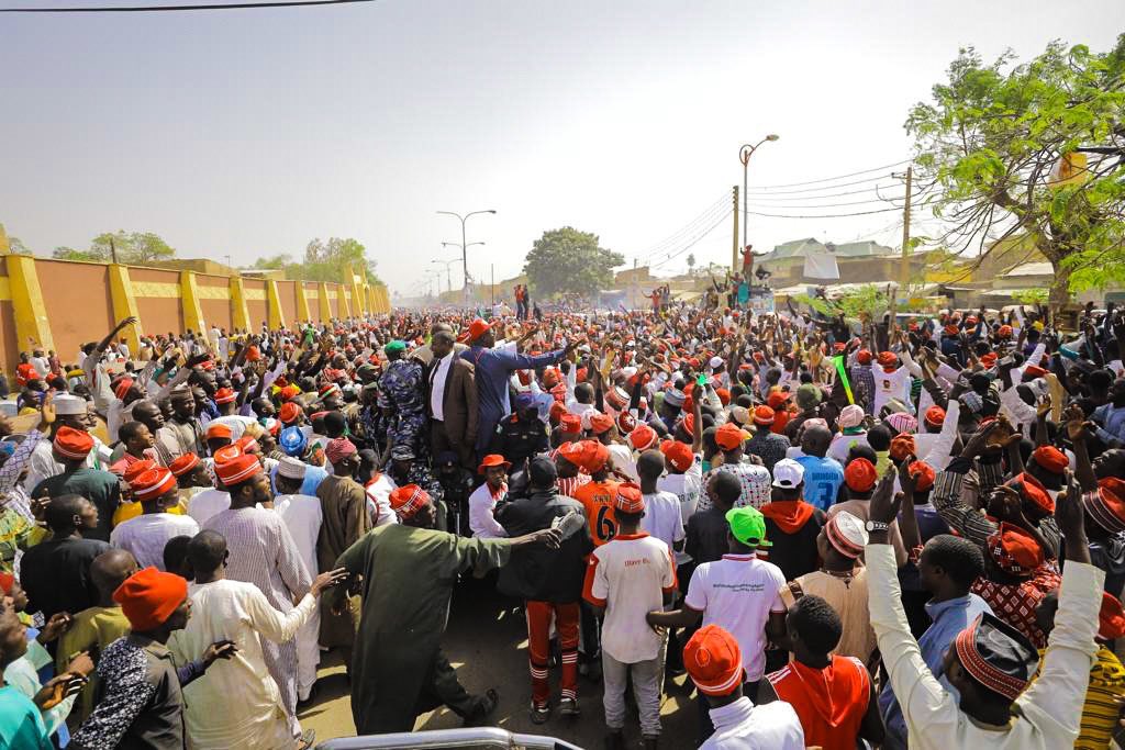 Photos Of PDP Supporters Who Collapsed During Atiku’s Overcrowded Campaign Rally In Kano 6