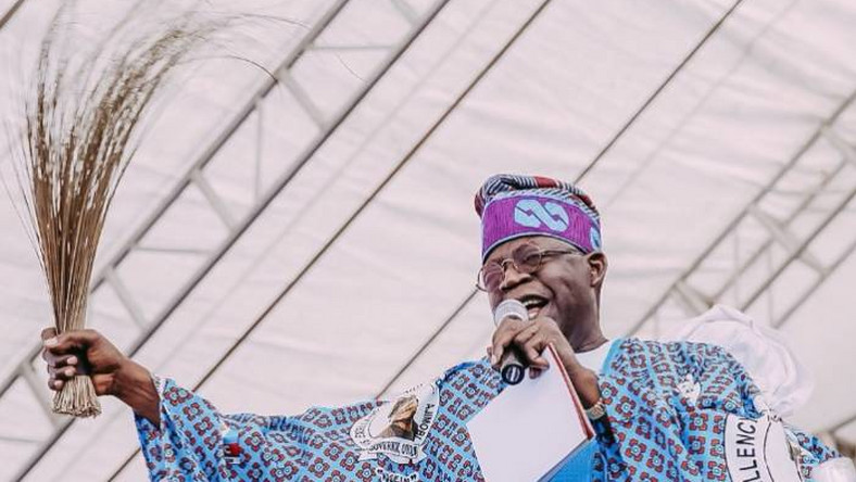 Leaked Tape Of Tinubu Promising To Share Huge Money To APC Members If Buhari Wins Election 3