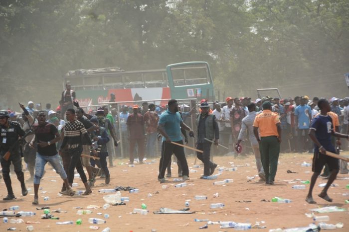 Five Persons Killed, Governor Ishaku Attacked During Buhari’s Campaign Rally In Taraba 7
