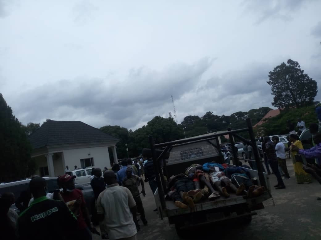 Youths Storm Plateau Assembly With Bodies Of Victims Killed By Fulani Militias [Photos] 4