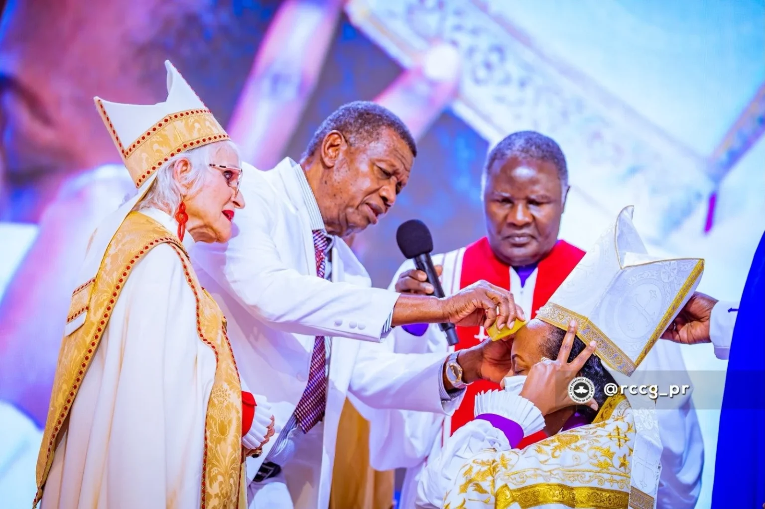 Ugandan President Museveni Hosts Pastor Adeboye, Wife At State Dinner [Photos]